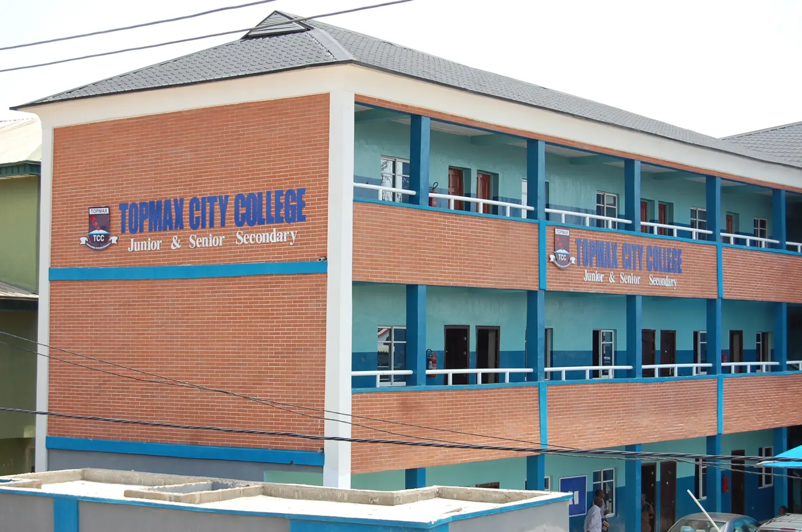 Topmax City College building